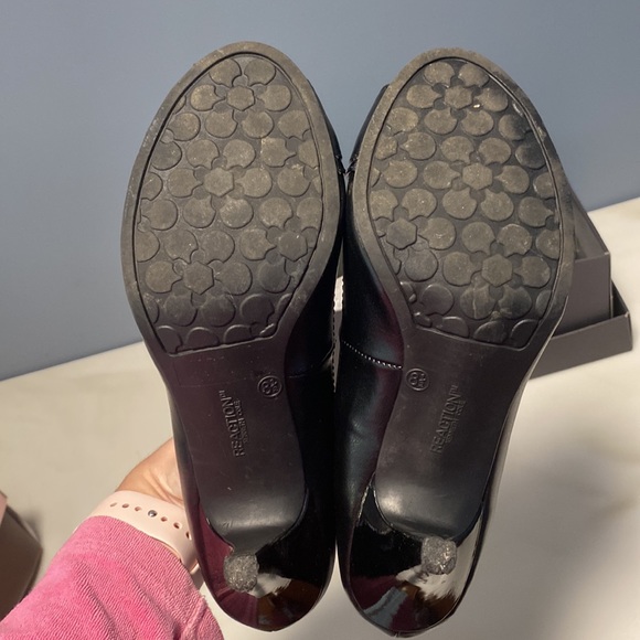 Kenneth Cole Reaction heels - Picture 6 of 7